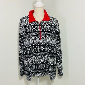 Lands End SZ 1X, 16-18W Womans Black & White Snowflake Pattern Fleece Pullover